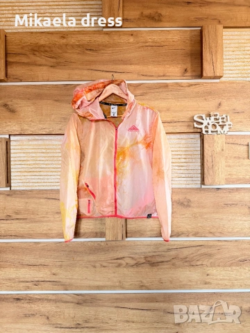 Суперсвежа ежедневна ветровка/яке Nike в многоцветен десен., снимка 4 - Якета - 53882268