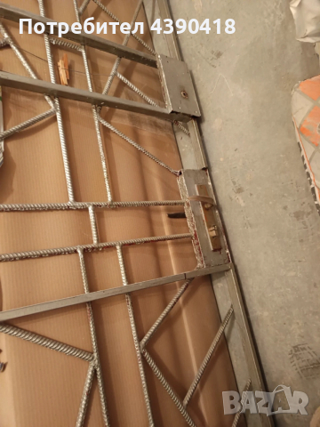 Метална врата с каса 78см /200 см 