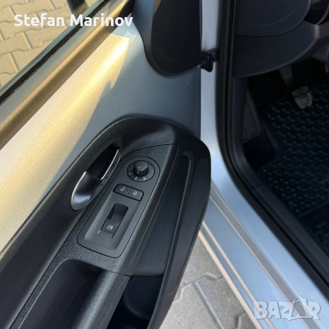 Volkswagen Move Up! 1.0 MPI 2013, снимка 11 - Автомобили и джипове - 54016607