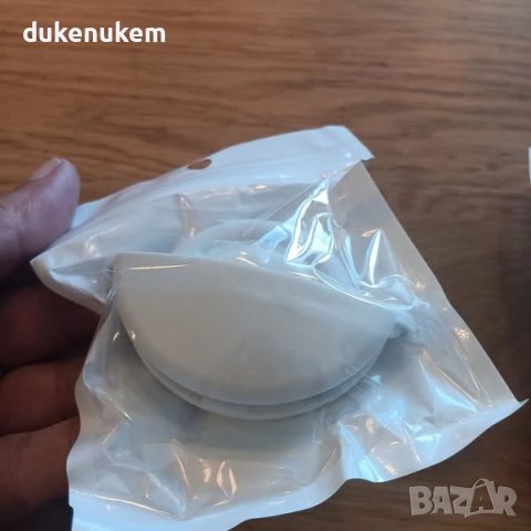 НОВИ! Пластмасови стопери за врата за каравани, кемпери, 2бр, снимка 8 - Аксесоари и консумативи - 50973352