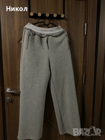 Комплект от анцунг и горнище на Alexander Wang, снимка 3 - Суичъри - 53156227