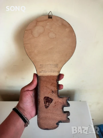 Страхотна Закачалка Ключ Със Бродерия, снимка 6 - Антикварни и старинни предмети - 51163952