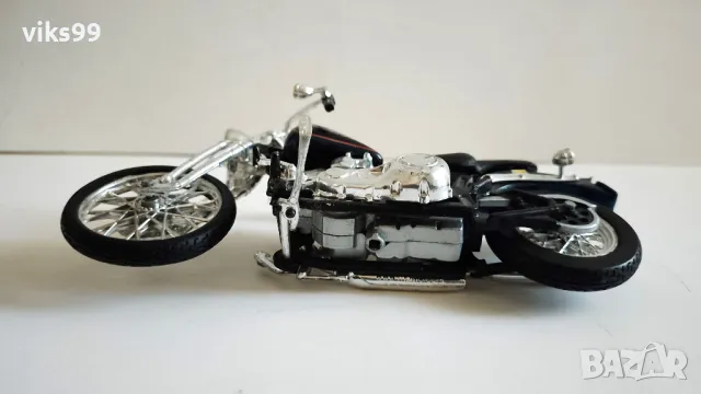 Harley-Davidson Springer Softail 2001 1:18 Maisto, снимка 7 - Колекции - 47214946