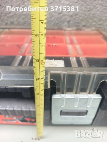 Куфар за инструменти Black & Decker , снимка 3 - Куфари с инструменти - 52166027