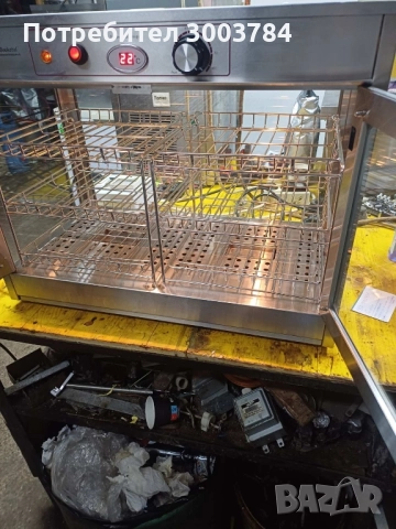 Топла витрина