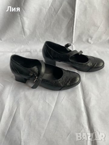Черни обувки с нисък ток Fratelli, снимка 2 - Дамски обувки на ток - 45888552