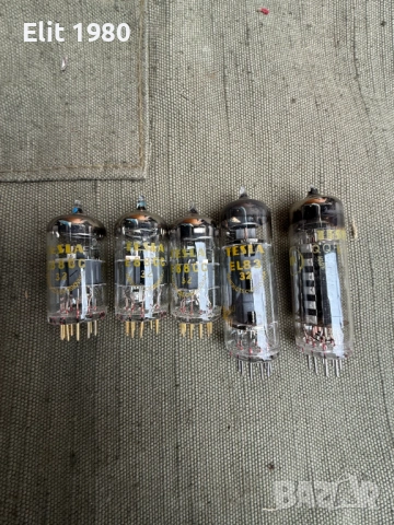 Продавам Радио лампи Е88CC