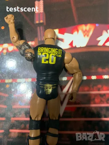 Екшън фигура WWE The Rock Скалата The Final Boss Basic mattel People's Champ figure играчка, снимка 4 - Колекции - 48386027