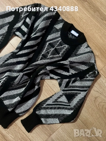 Пуловер, снимка 4 - Блузи с дълъг ръкав и пуловери - 51919107