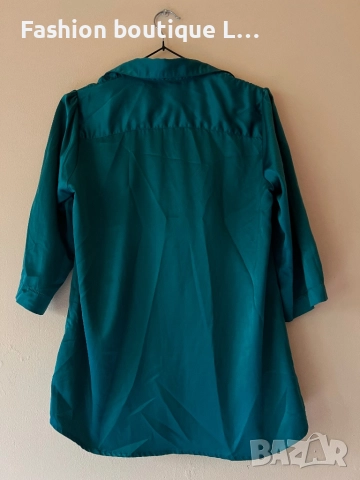 Тъмно зелена сатенена дълга риза с копченца отпред М размер 💚💚💚, снимка 5 - Ризи - 52075769