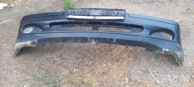 Предна броня Mercedes W203 C-Class, снимка 5 - Части - 51550847