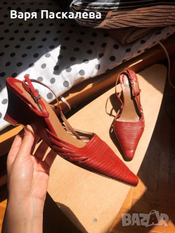Червени кожени сандали/токчета на More & More Milano., снимка 1 - Дамски елегантни обувки - 45949034