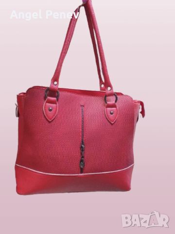 Излъчвайте страст и елегантност с нашата червена дамска чанта, снимка 1 - Чанти - 45806199