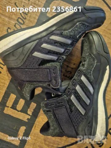 Дамски маратонки Adidas , снимка 2 - Маратонки - 49739856