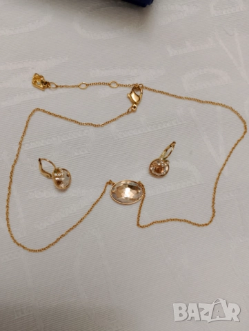 Сваровски колие и обеци Swarovski, снимка 2 - Колиета, медальони, синджири - 47995418