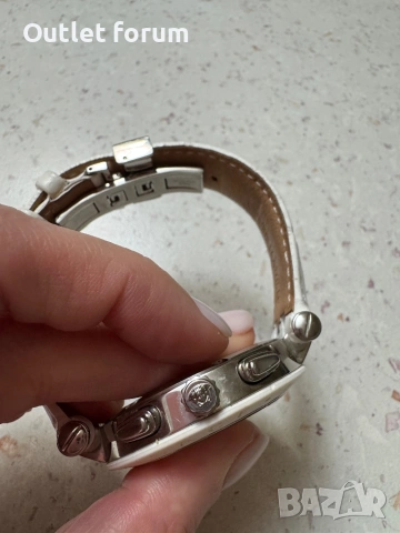 Швейцарски мъжки кварцов часовник VERSACE "V-Race" 29G9S1D001 S001, снимка 3 - Други - 53852597