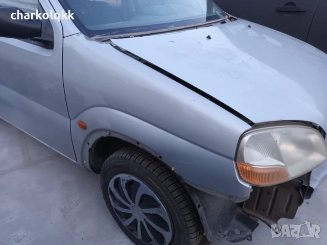 Продавам сузуки игнис 1.3 4х4 на части , снимка 2 - Автомобили и джипове - 52917313