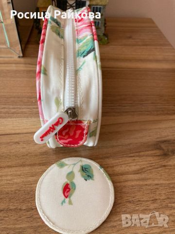 Тоалетно несесерче Cath Kidston , снимка 2 - Портфейли, портмонета - 46484840