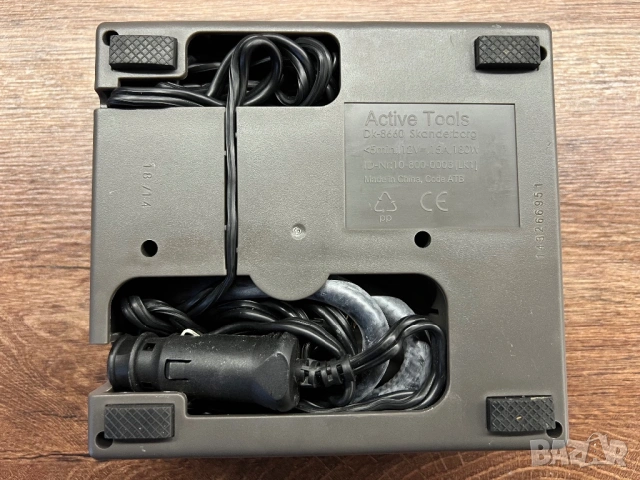 Компресор за гуми за VW , AUDI , SKODA , SEAT - ОРИГИНАЛЕН !!!, снимка 4 - Аксесоари и консумативи - 53500723