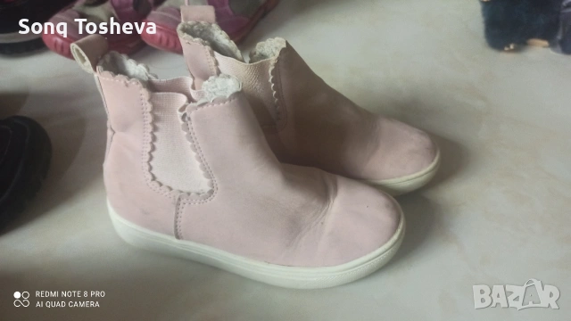 зимни обувки 28 номер, снимка 2 - Детски боти и ботуши - 53093810
