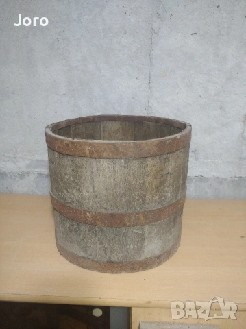 страо дървено ведро