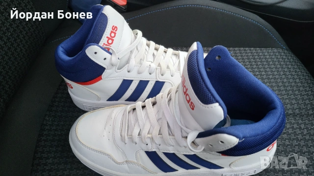 Маратонки Adidas 