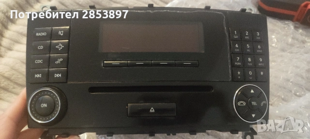 CD Player Radio Mercedes C class W203 / СД Радио Мерцедес Ц класа В203, снимка 2 - Части - 53211649