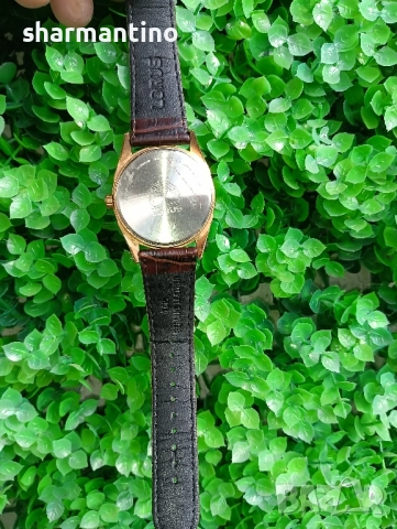 Lorus кварцов японски часовник със златен дизайн, снимка 6 - Мъжки - 51704197