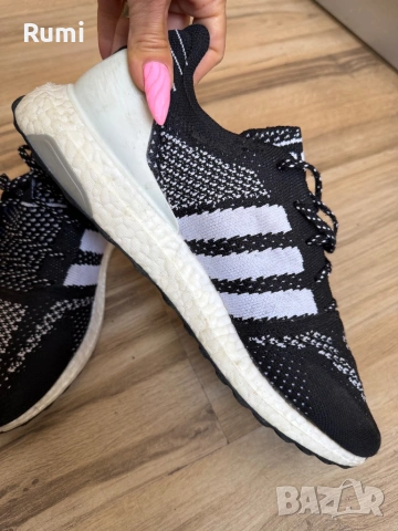 Оригинални Маратонки Adidas Ultraboost DNA Prime ! 43 н, снимка 4 - Маратонки - 50822625