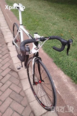 Карбонов шосеен велосипед Basso, снимка 4 - Велосипеди - 51947253