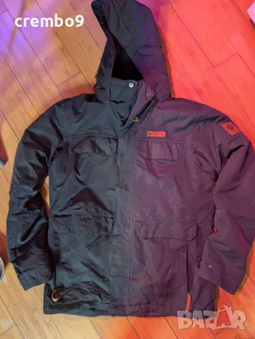 Черно яке Columbia в отлично състояние размер L