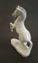 Порцеланова фигура на кон, снимка 5