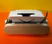 Пишеща Машина Olivetti Lettera 35 Клавиатура Кирилица Топ Състояние Нова лента, снимка 5