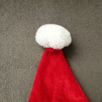 Коледна шапка от кадифе за дете на 1-2 години, снимка 7 - Шапки, шалове и ръкавици - 45112704