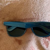 Слънчеви очила със синя рамка, снимка 10 - Слънчеви и диоптрични очила - 45683001