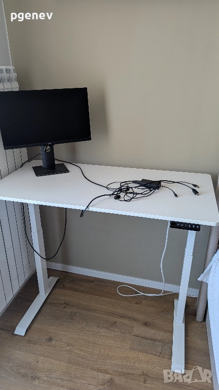 Ергономично бюро, снимка 1