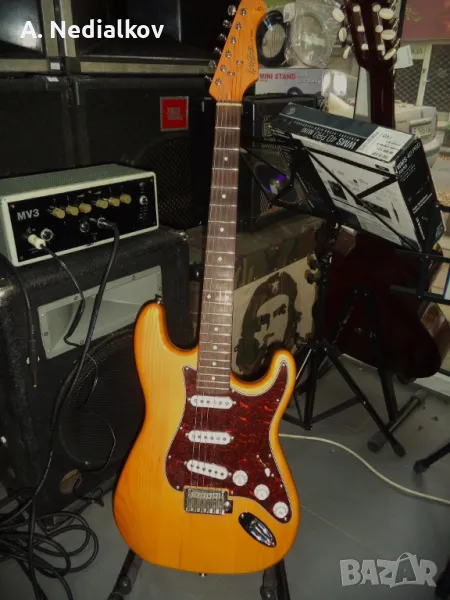 VT series Harley Benton strat, снимка 1