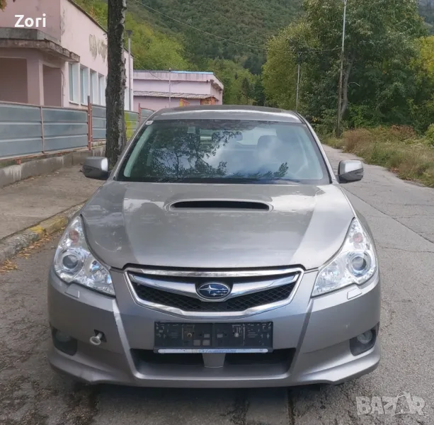 Subaru Legacy на части, снимка 1