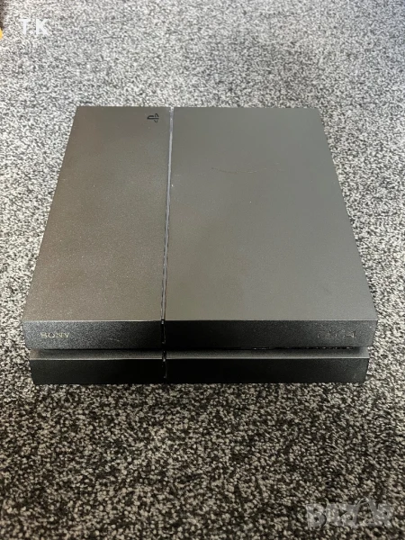 Playstation 4 и контролер, снимка 1