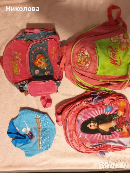 Продавам няколко детски ранички и малка чантичка. Обща цена 10 лв., снимка 1