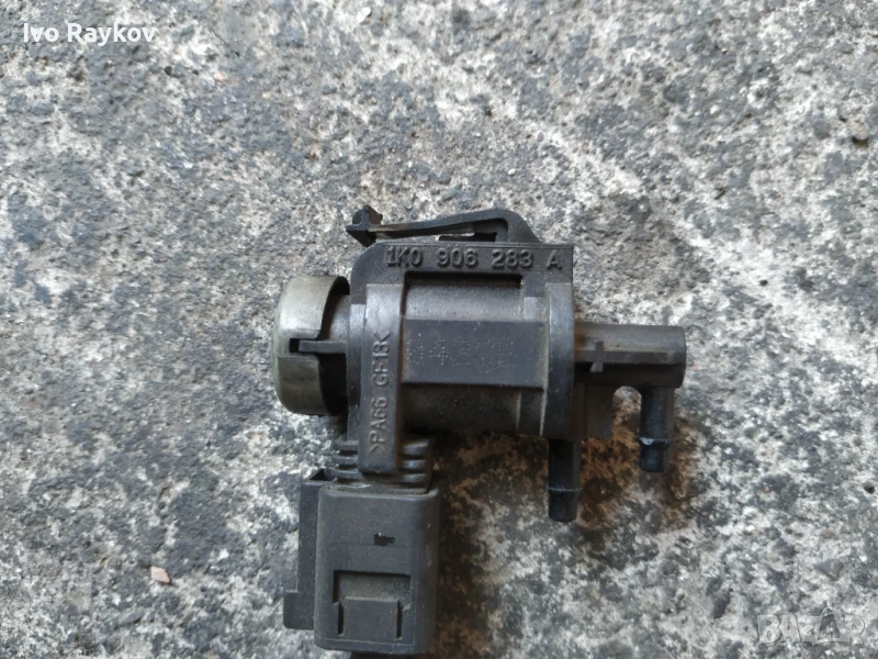 Клапан, Система за вторичен въздух VW Passat 6 , 1K0 906 283 A , снимка 1