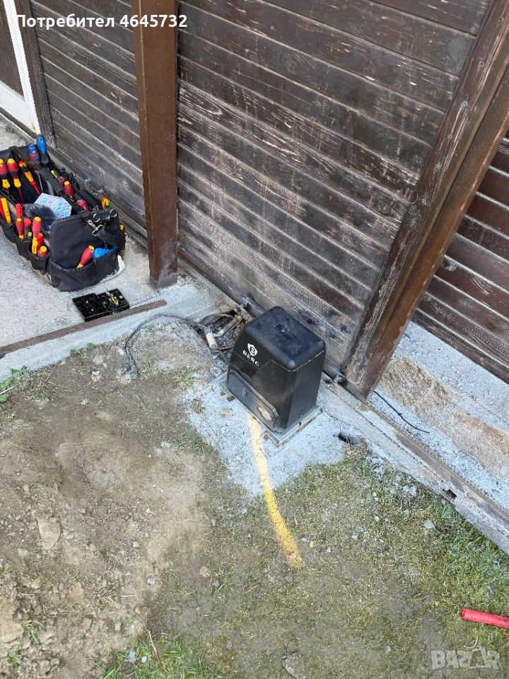 Монтаж на плъзгащи врати и ел. Инсталация а мотор, снимка 1