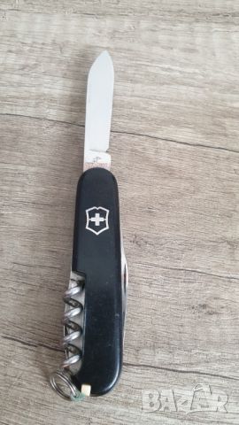 Джобна ножка на victorinox, снимка 1 - Колекции - 46487065