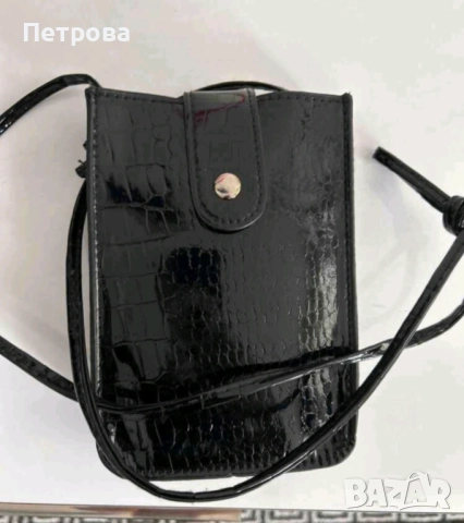 Малка кожена чанта за телефон, снимка 4 - Чанти - 52435542