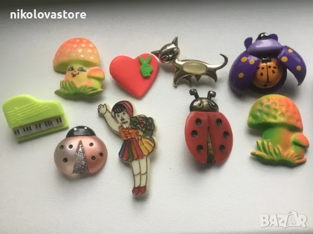 Колекция значки с метална кутийка на Frozen, снимка 3 - Колекции - 49725517