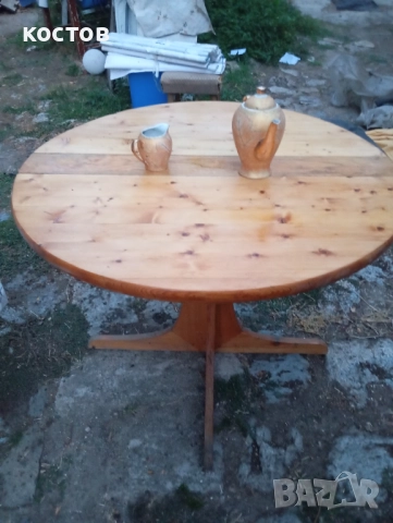 Кръгла дървена маса сгъваема 