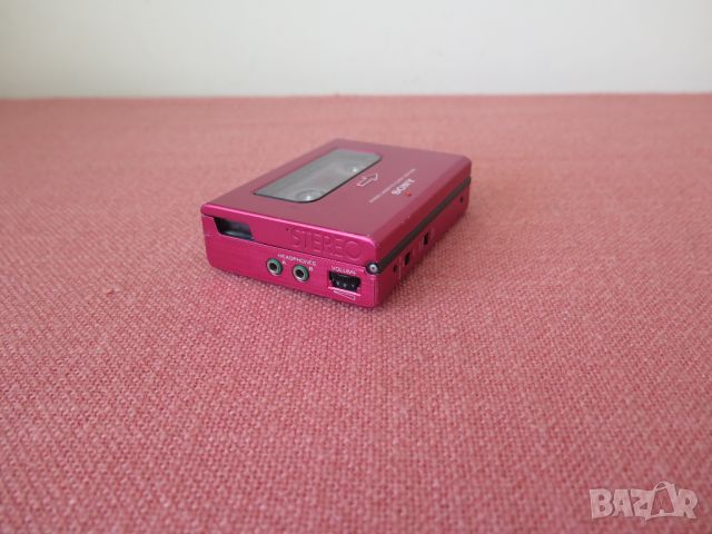 Sony walkman quartz WM-DD3 Red,1989г, снимка 9 - Радиокасетофони, транзистори - 46606067