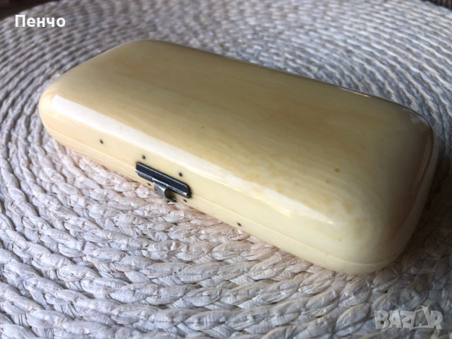 старинна кутия /табакера/ - слонова кост и сребро