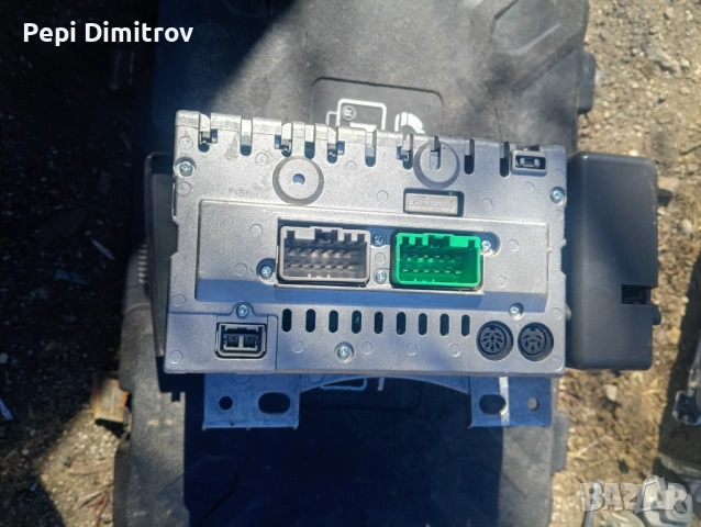 CD плеър за Volvo V70 S60  II Estate (11.1999 - 12.2008),  8651152-1, снимка 3 - Части - 53832641