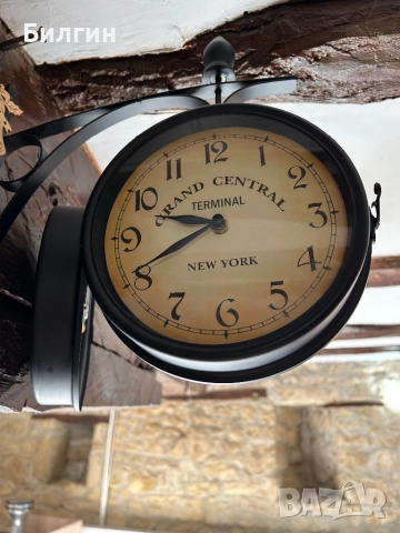 Двустранен античен часовник, снимка 2 - Стенни часовници - 52733377